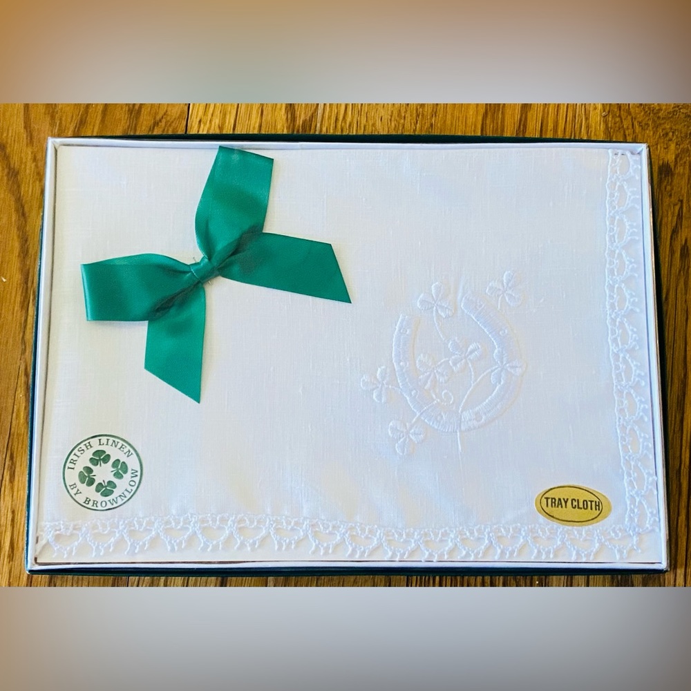 Brownlow Irish Linen Tray Cloth, 14 x 20, new